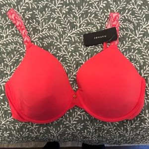 Brand new, 32DDD bra. Mint condition , great support